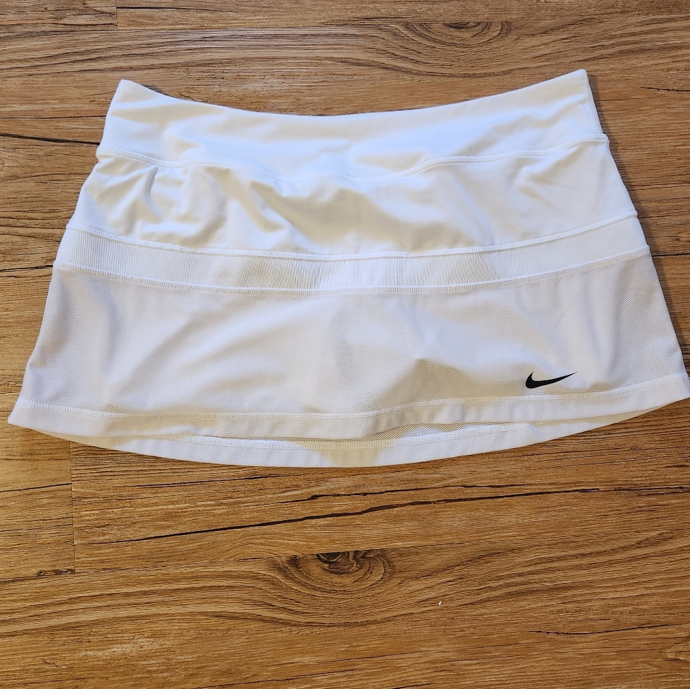 White Nike Dri-fit Tennis Skort